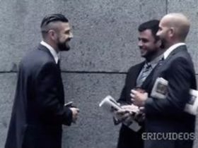 Групповушка во время обеденного перерыва